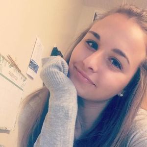 Meet your Posher, Marissa